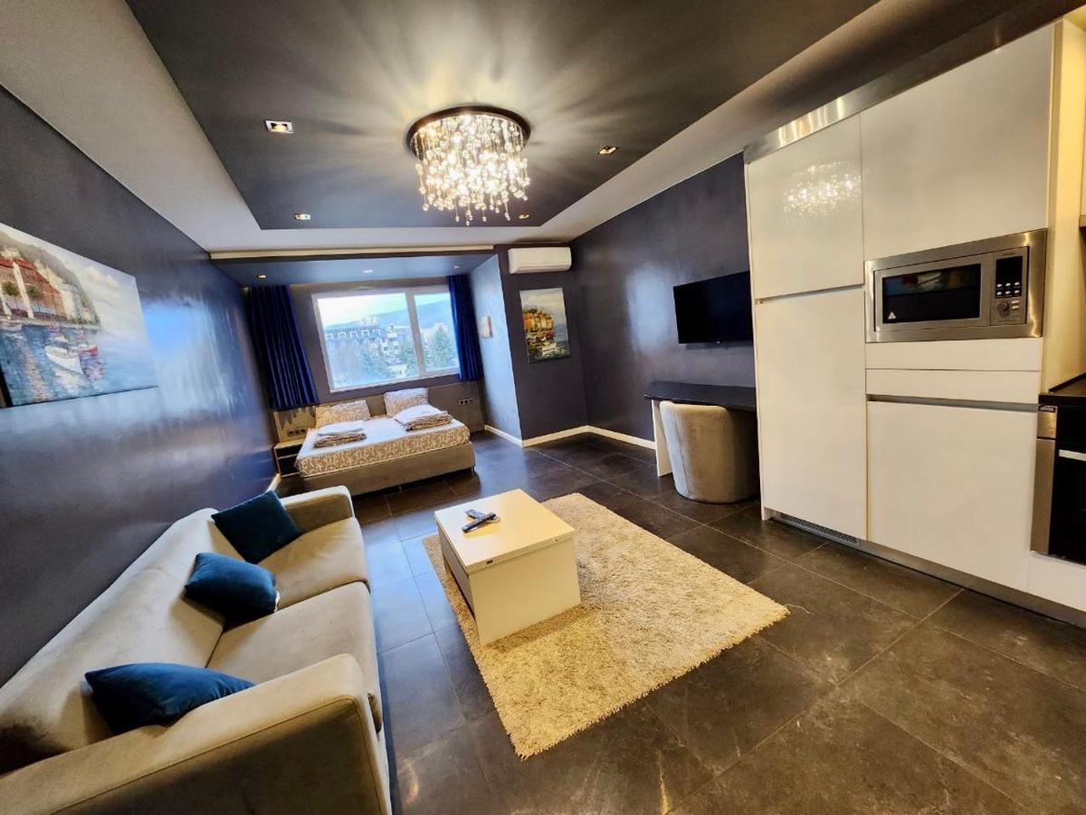 Apartemen Joy Station Cozy Sofia